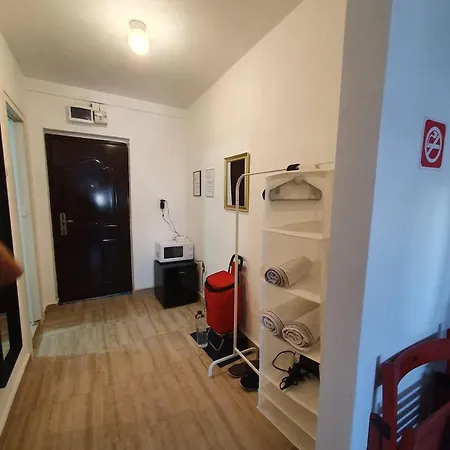 Nefumatori Panoramic, Self Check In * Craiova