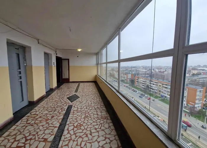 Nefumatori Panoramic, Self Check In Крайова