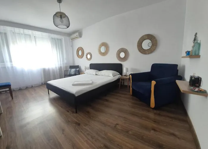 Nefumatori Panoramic, Self Check In *